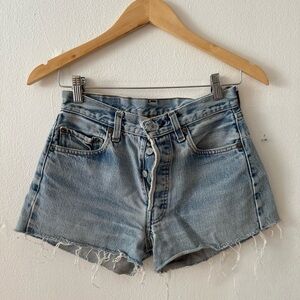 LEVI’s Vintage 80’s 501 shorts